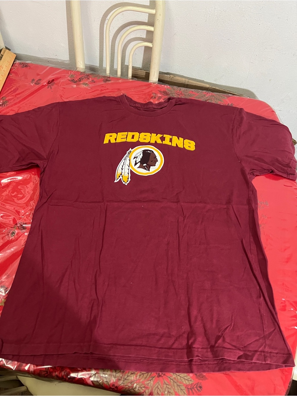 Majestic Wahington Redskins NFL Team Logo Graphic Tshirt Men’s 2XL Burgundy